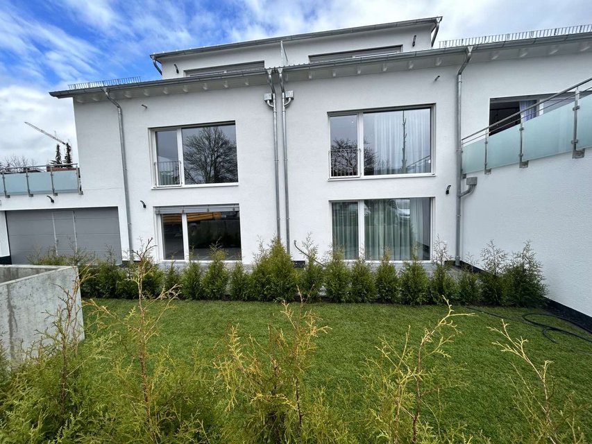 4 Rooms new apartment in Sindelfingen Rental by owner for sale on
