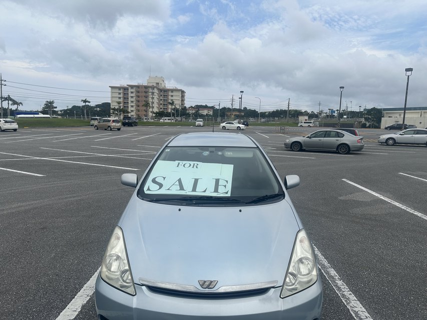 Toyota wish 7 passenger car Cars for sale on Okinawa bookoo!
