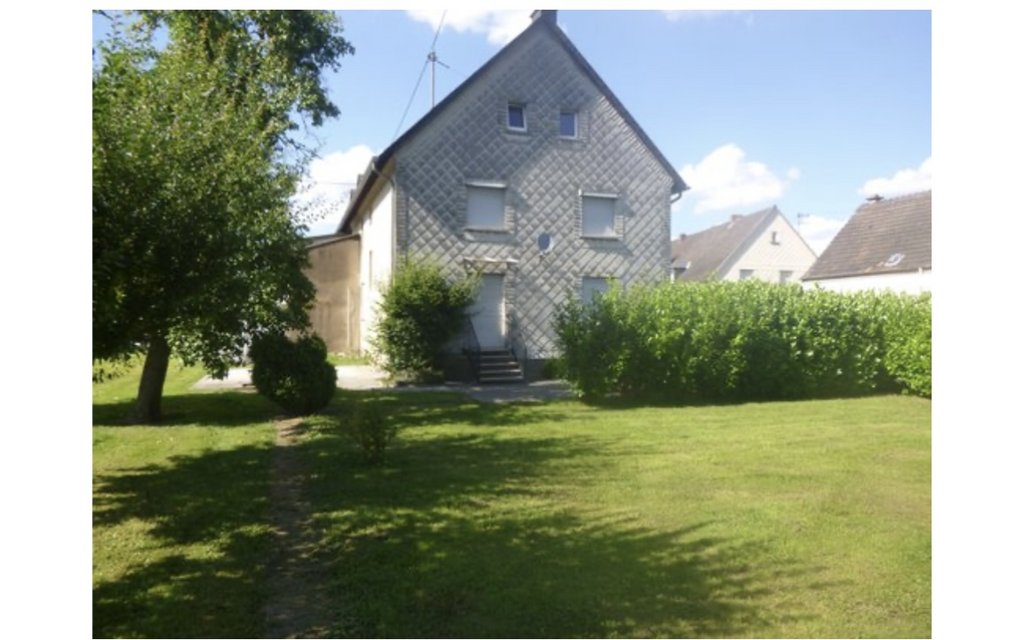 Nice House in Rivenich / Highspeed / Yard Rental by owner