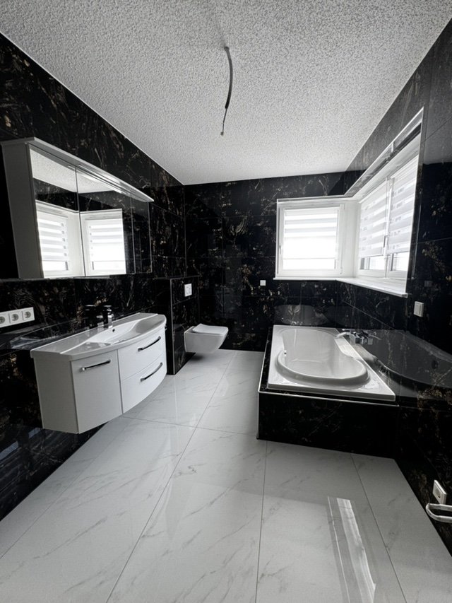 Rent Brand New luxurious Apartment with beautiful view in Schönenberg