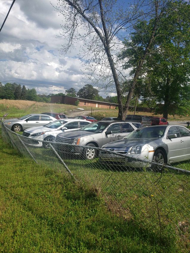 Low downpayment Cars for sale on Robins Bookoo!