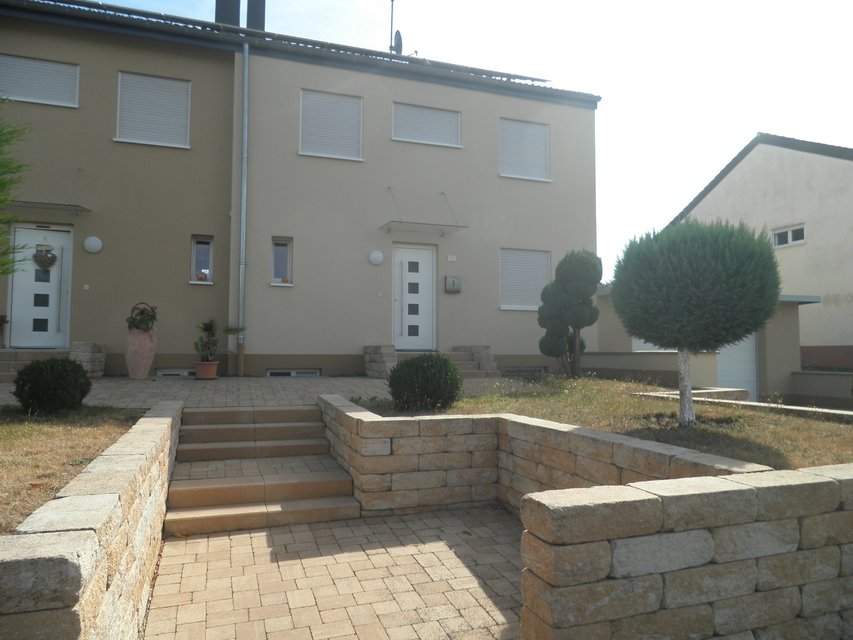 detached house in Herforst, only one mile to Base to rent Rental by