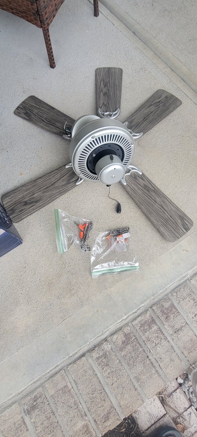 2 Outdoor Fans in Beaufort