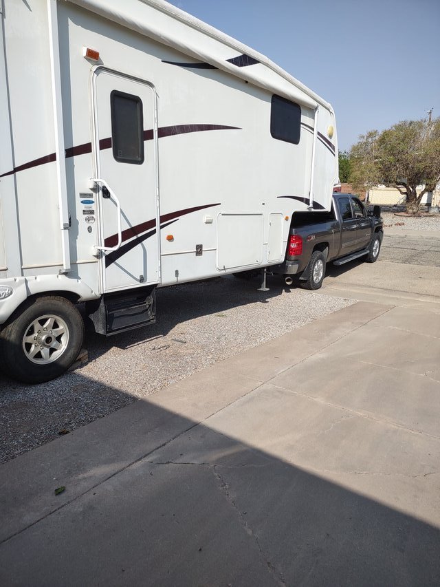 2007 Keystone Montana | Camping for sale on Holloman bookoo!