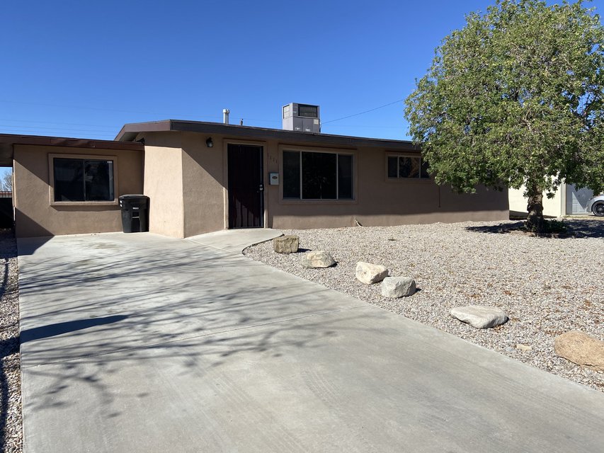 3 bedroom 2 bathroom home for rent Rental by owner for sale on