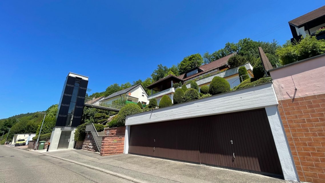 Poolvilla in Panoramic position in Calw Rental by agent for sale on