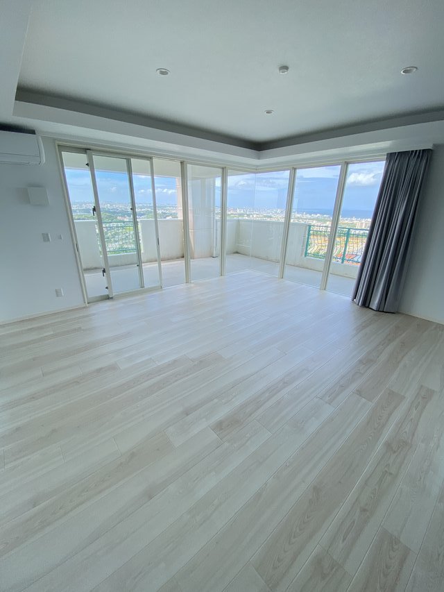 72k Top Floor Unit in Kitanakagusuku Rental by owner for sale on