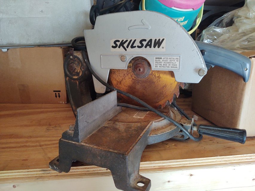 10 inch Skilsaw Chop Saw miter saw Tools for sale on Lejeune bookoo!