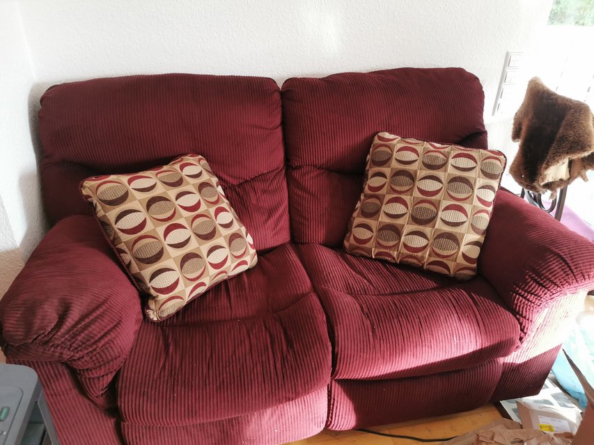 For Free Nice Reclining Couch No Smoking No Stains Furniture Home