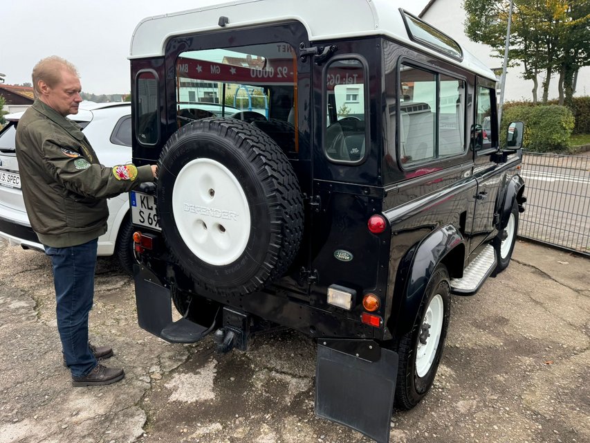 1997 Defender 90 lhd Cars for sale on Ramstein bookoo!