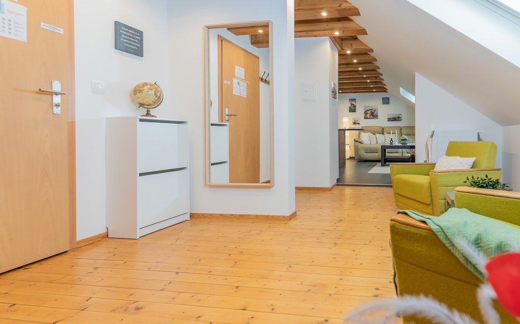 TLA/TDY loft 1BR 1BA w/ AC, 5min from RAB [ref: F30C] in Hampton
