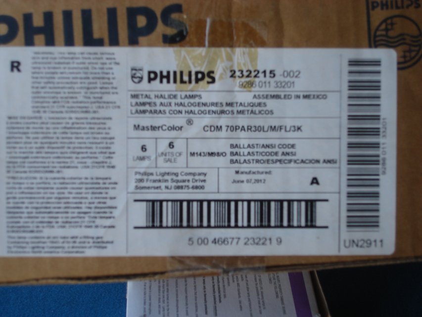 SIX NEW PHILLIPS CERAMIC METAL HALIDE PAR30L LIGHT BULBS in Fort Hood