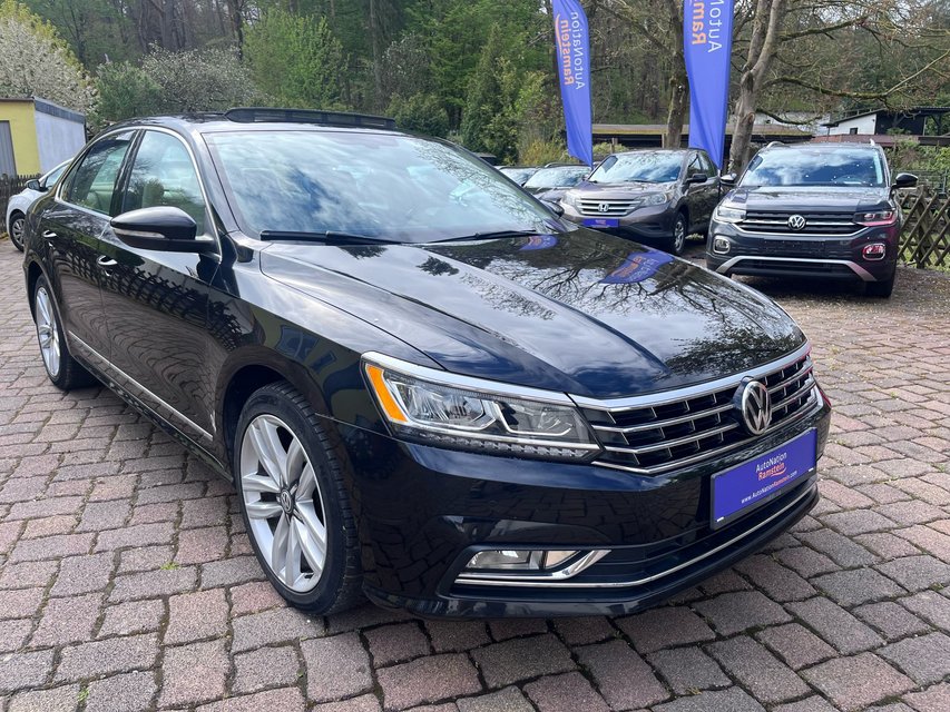2017 Passat SE LOADED Automatic LOW miles US Spec - Special Car in Ramstein