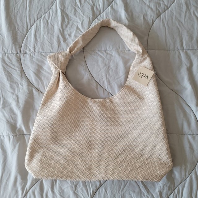 Ulta HOBO Bag in Camp Lejeune