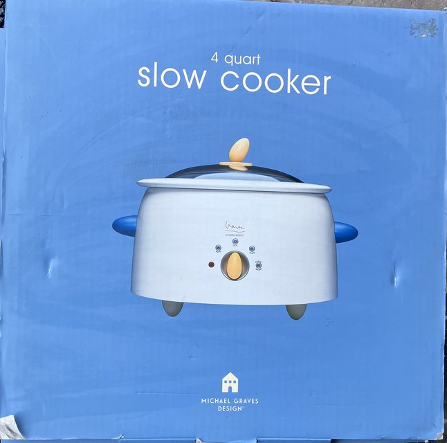 Slow cooker 4 Quarts like new in Aurora