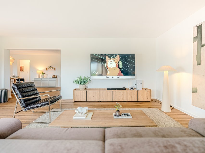 TLA/TDY/TLF modern 2BR 1.5BA furnished Apt. SAPPHIRE WHITE by Stay Eden in Ramstein